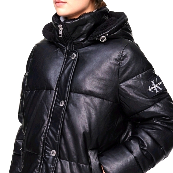 CALVIN KLEIN Logo faux leather puffer jacket - Picture 4 of 13